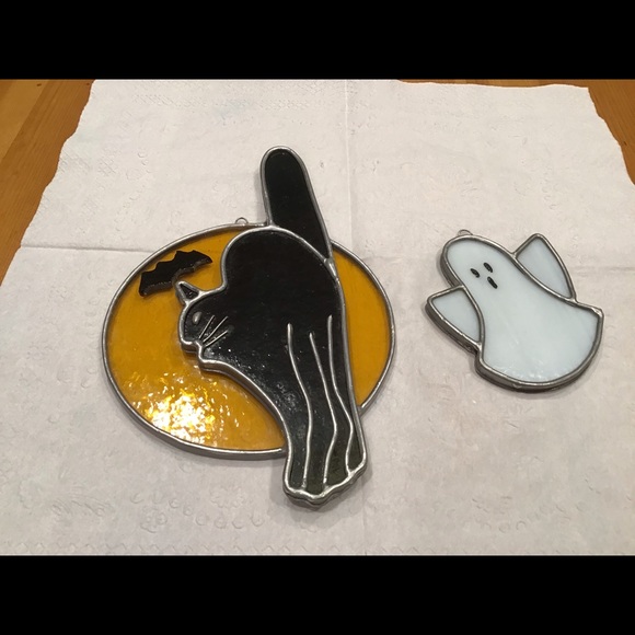 VINTAGE HALLOWEEN STAINED GLASS SUNCATCHERS SIGNED - Picture 7 of 8